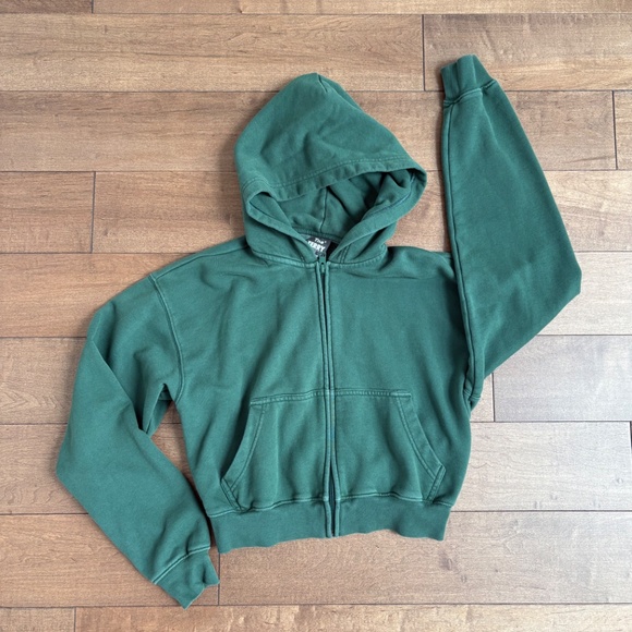 Aritzia TNA Sweat Set - Picture 2 of 5